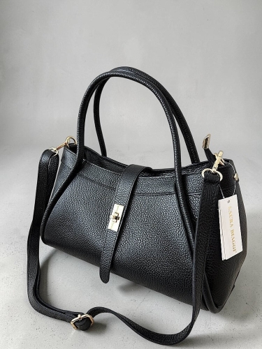 Laura-Biaggi-torebka-shopperka-skorzana-czarna (1)-Photoroom.jpeg