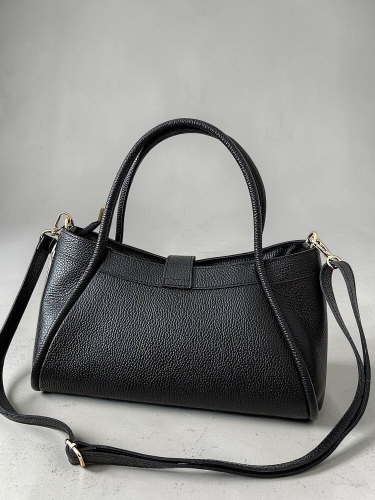 Laura-Biaggi-torebka-shopperka-skorzana-czarna (3)-Photoroom.jpeg